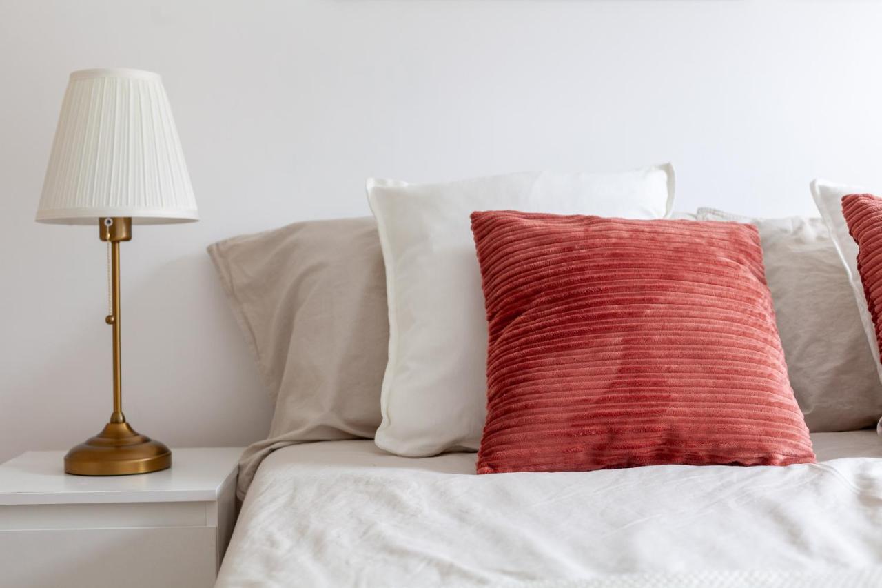 Arte Stays - 3-Bedroom Bright House London, Haggerston, Garden, Parking, 8 Min Walk To Haggerston Station, Weekly Or Monthly Stays, Serviced Accommodation - 7 Guests Exterior photo