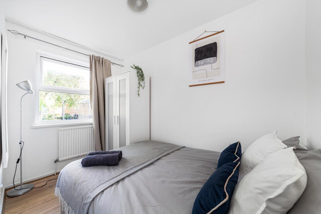 Arte Stays - 3-Bedroom Bright House London, Haggerston, Garden, Parking, 8 Min Walk To Haggerston Station, Weekly Or Monthly Stays, Serviced Accommodation - 7 Guests Exterior photo