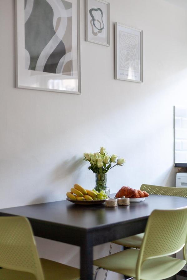 Arte Stays - 3-Bedroom Bright House London, Haggerston, Garden, Parking, 8 Min Walk To Haggerston Station, Weekly Or Monthly Stays, Serviced Accommodation - 7 Guests Exterior photo